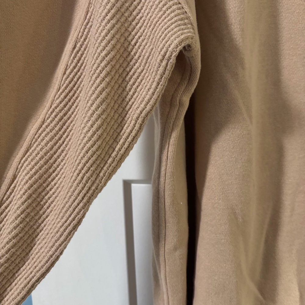 NWT Aerie Tan Sweatshirt w/ Leopard Print Smiley Face Patch - Picture 2 of 4
